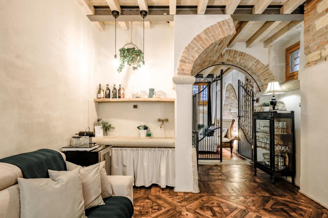 Dimora Scaligera Luxury Apartment Verona Exterior foto